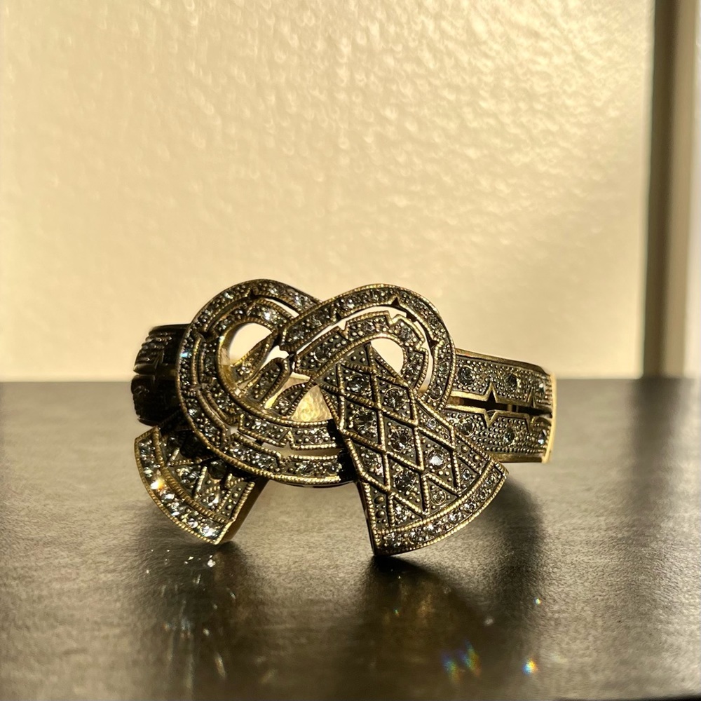 Heidi Daus Bow Ribbon Clamper Bracelet - Picture 2 of 9